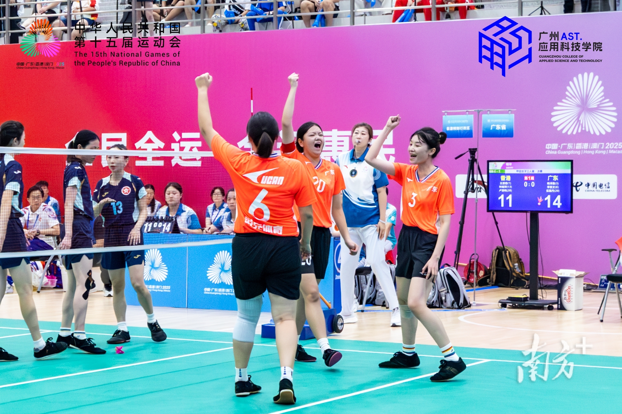 这些教师均 这些教师均