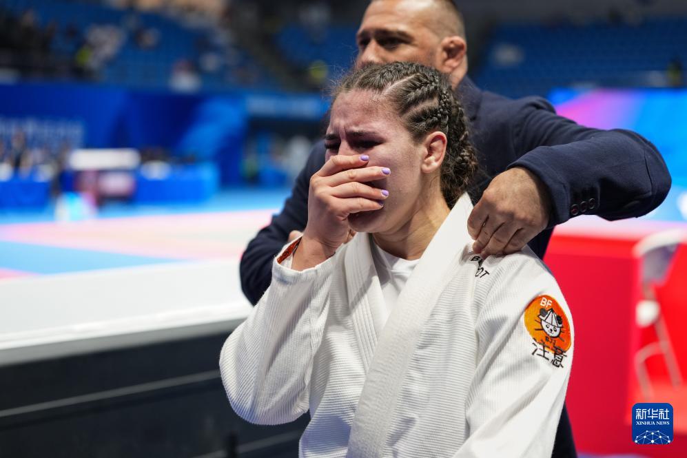 特勒什战胜 特勒什战胜