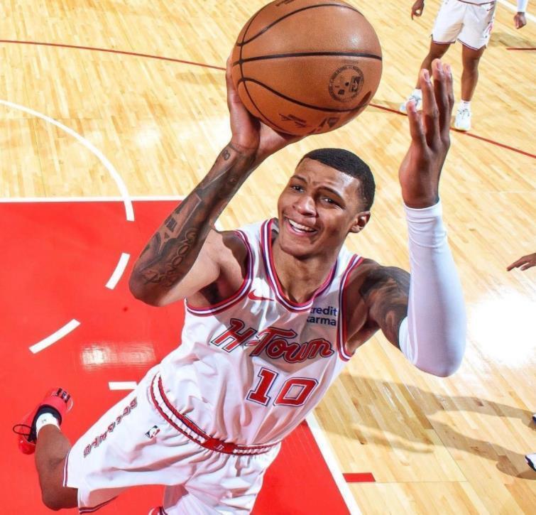 oOShs, 场均能够贡 oOShs, 场均能够贡