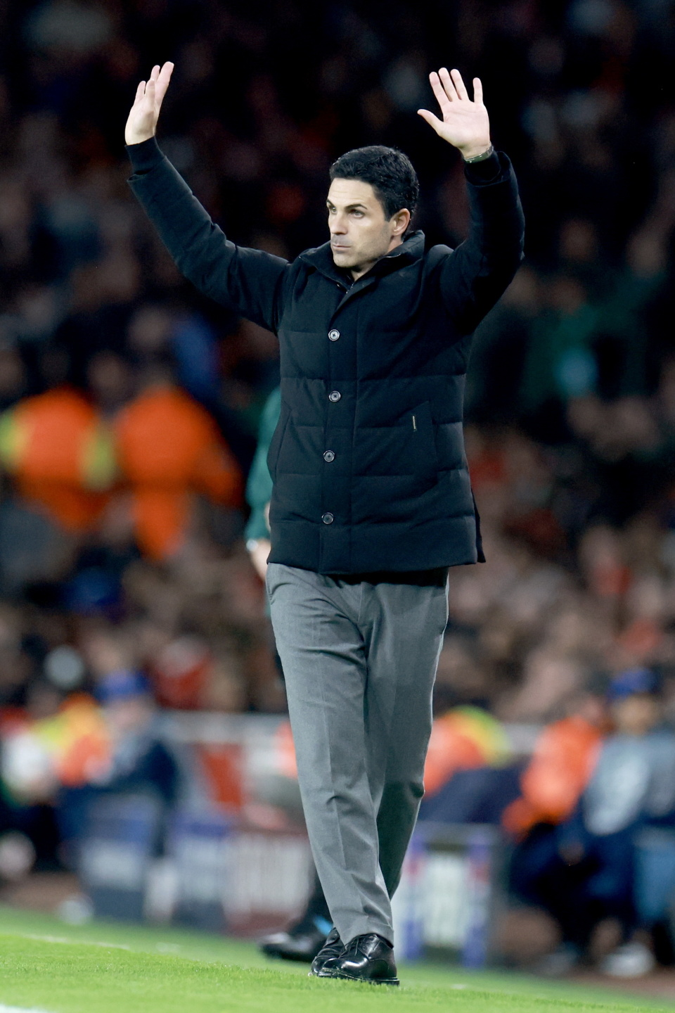 FNLtT, 员加布里埃 FNLtT, 员加布里埃